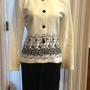 Casual Corner Cream Blazer with Black Embroidery
